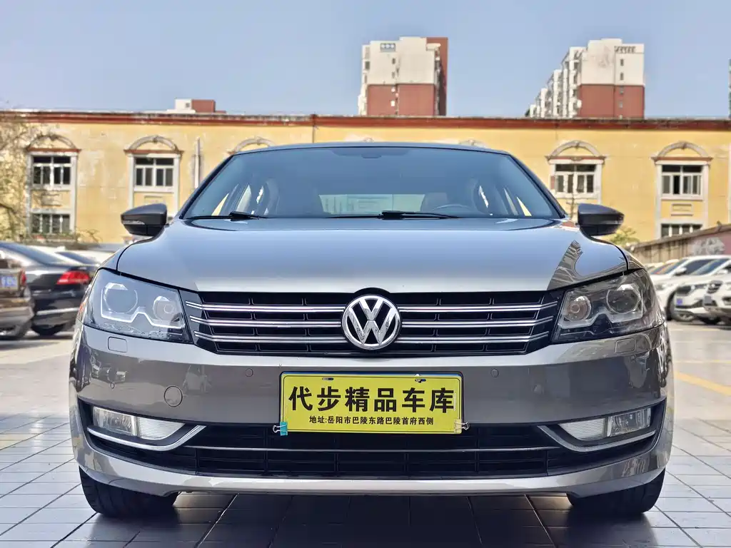 Volkswagen Passat 2014 — фото 2