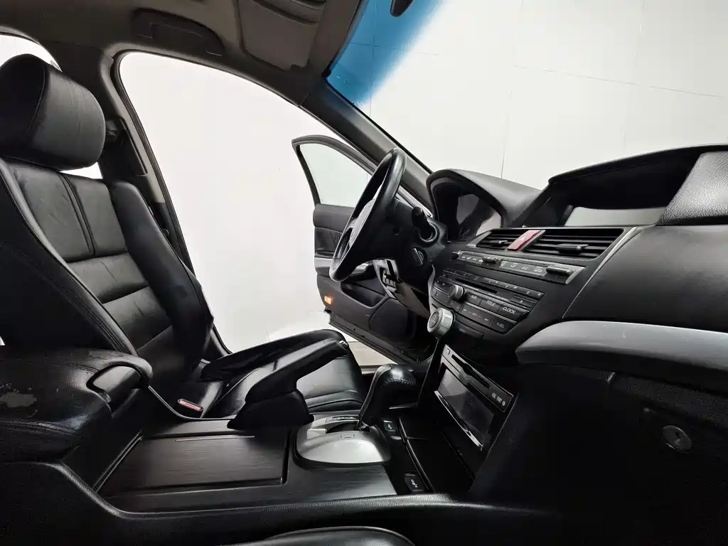 Honda Crosstour 2013 — фото 15