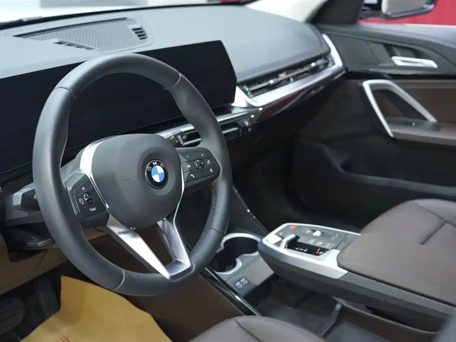 BMW X1 2025 — фото 11
