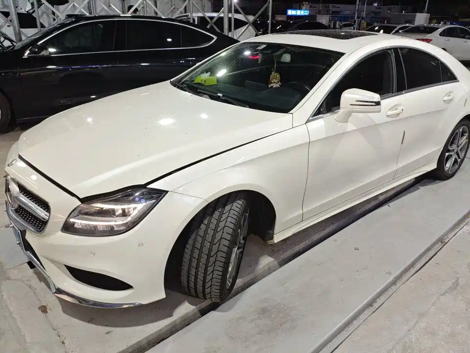 Mercedes-Benz CLS 2015 — фото 2