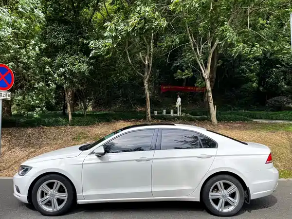 Volkswagen Lamando 2016