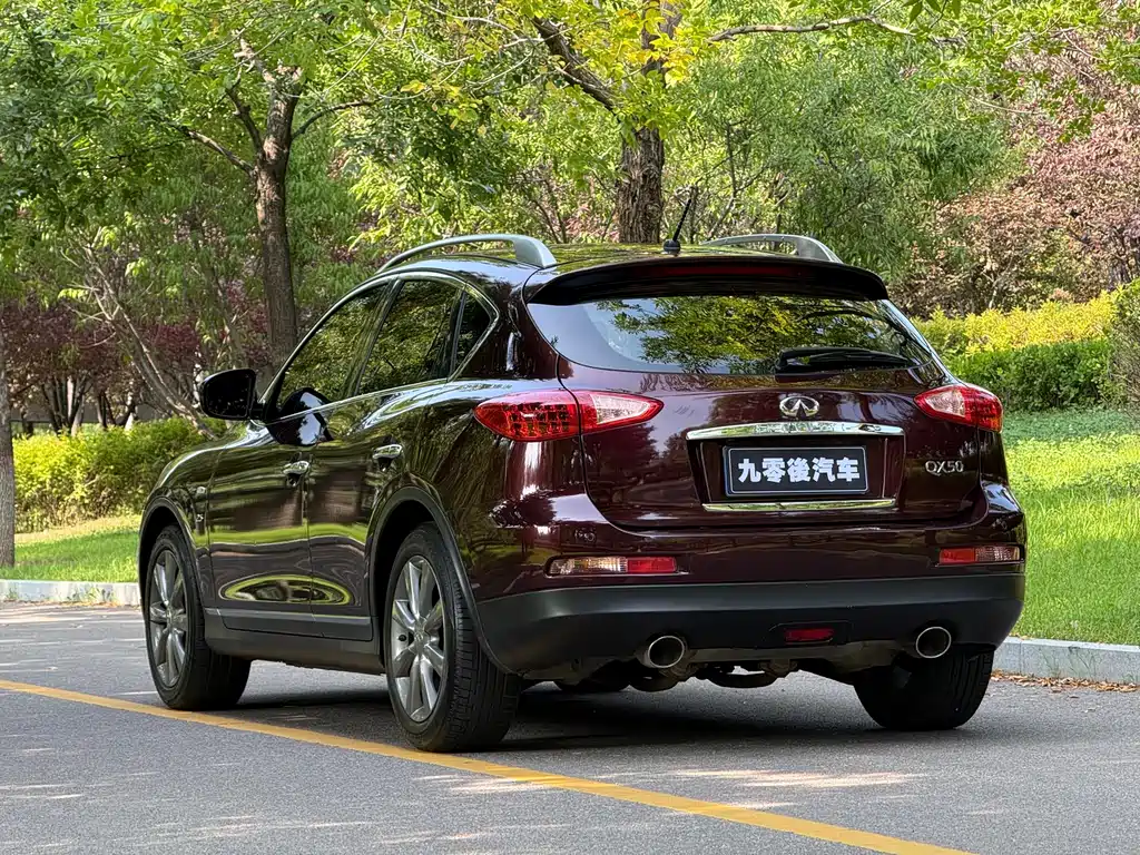 Infiniti QX50 2014 — фото 10