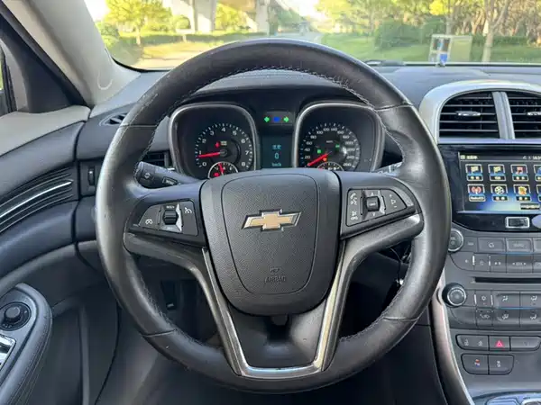 Chevrolet Malibu 2015