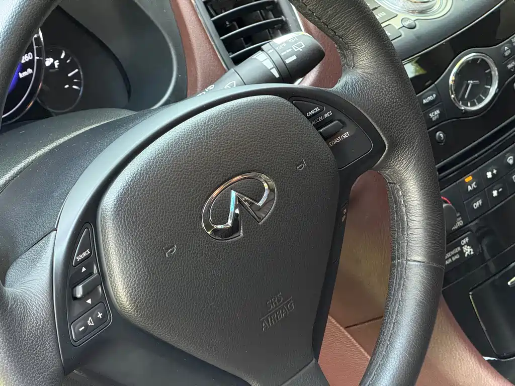 Infiniti QX50 2014 — фото 19