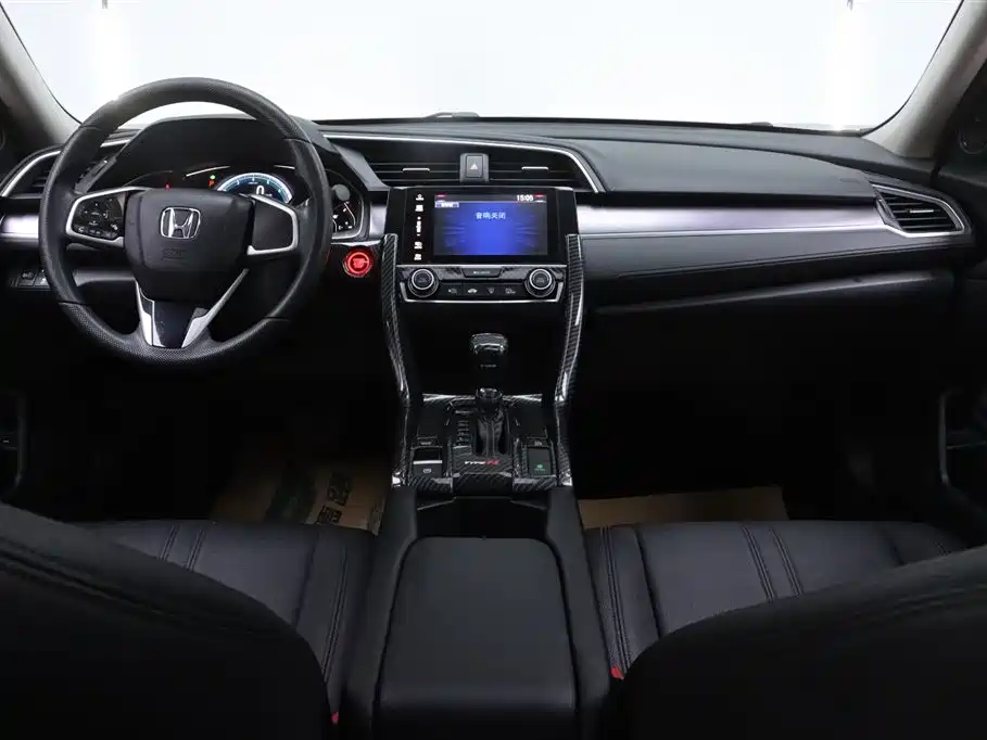 Honda Civic 2016 — фото 25