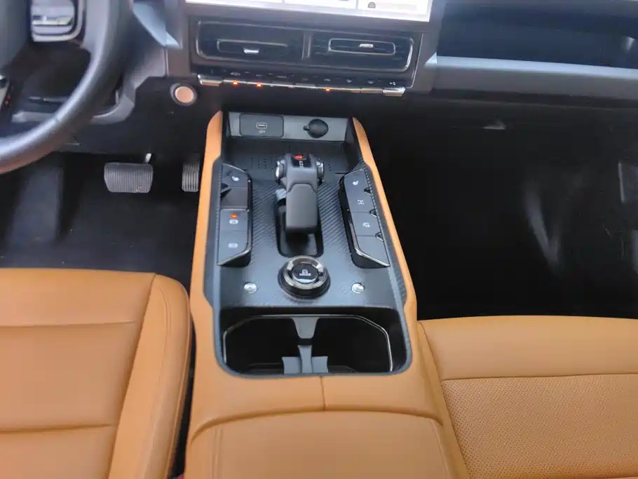 Haval Raptors New Energy 2025 — фото 16