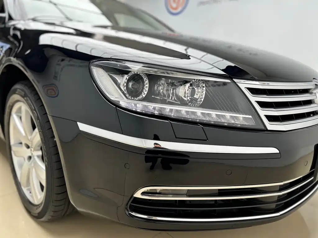 Volkswagen Phaeton 2016 — фото 20