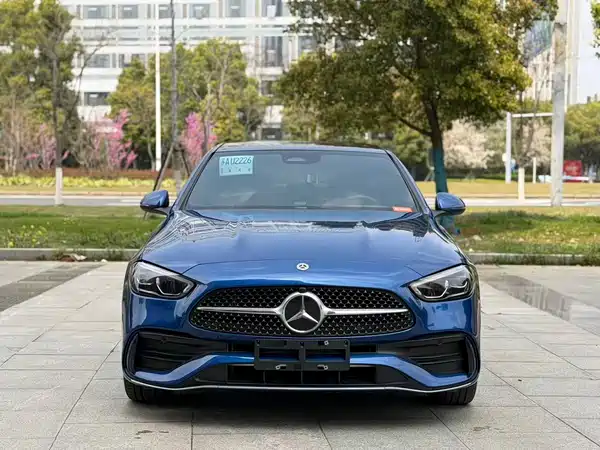 Mercedes-Benz C-Class 2022
