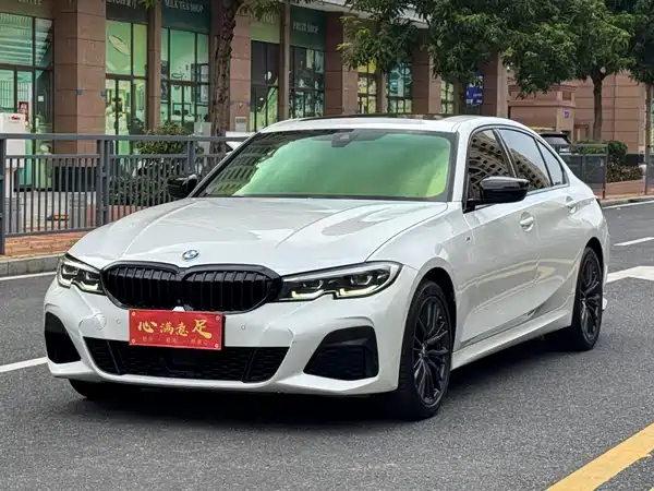 BMW 3 Series 2021