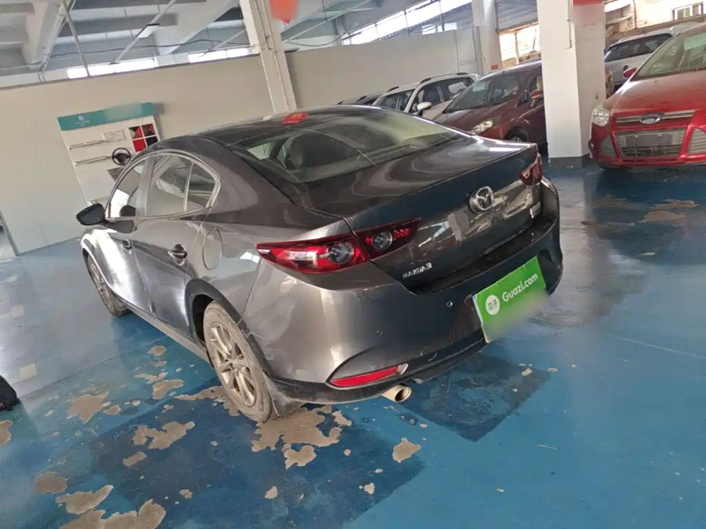 Mazda 3 Axela 2020