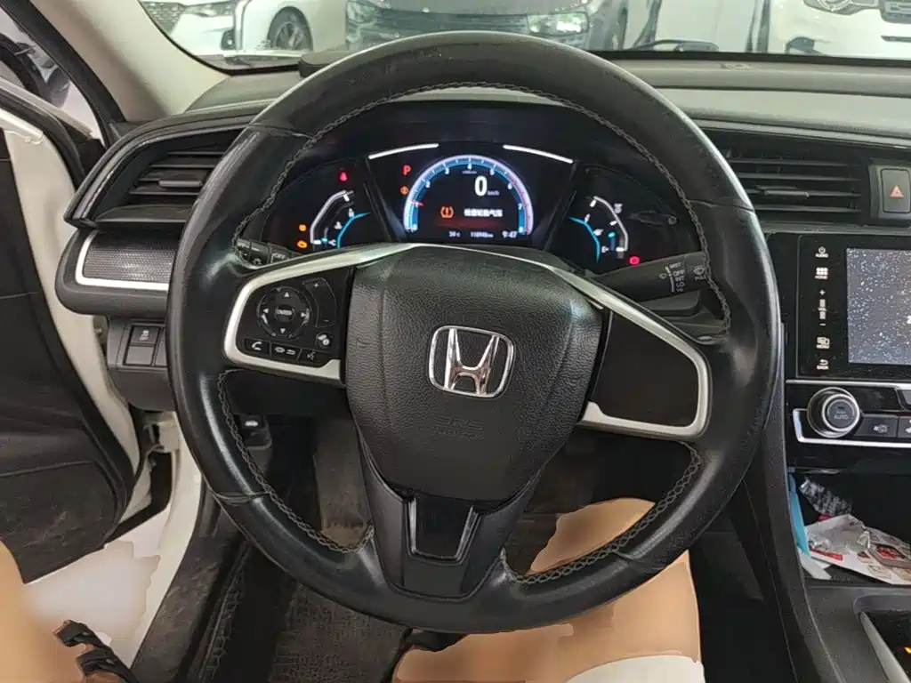 Honda Civic 2019 — фото 11