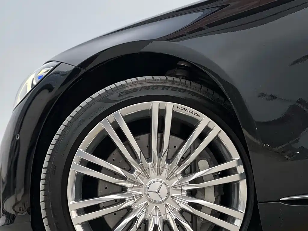 Mercedes-Benz Maybach S-Class 2022 — фото 13