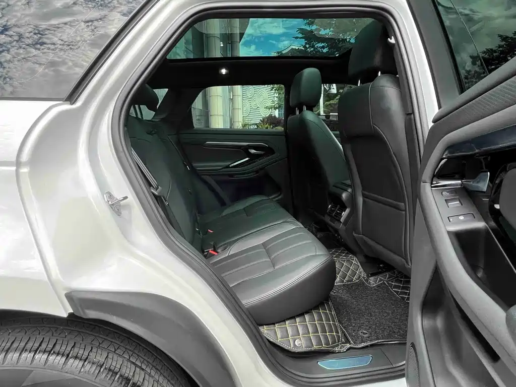 Land Rover Range Rover Evoque 2020 — фото 16