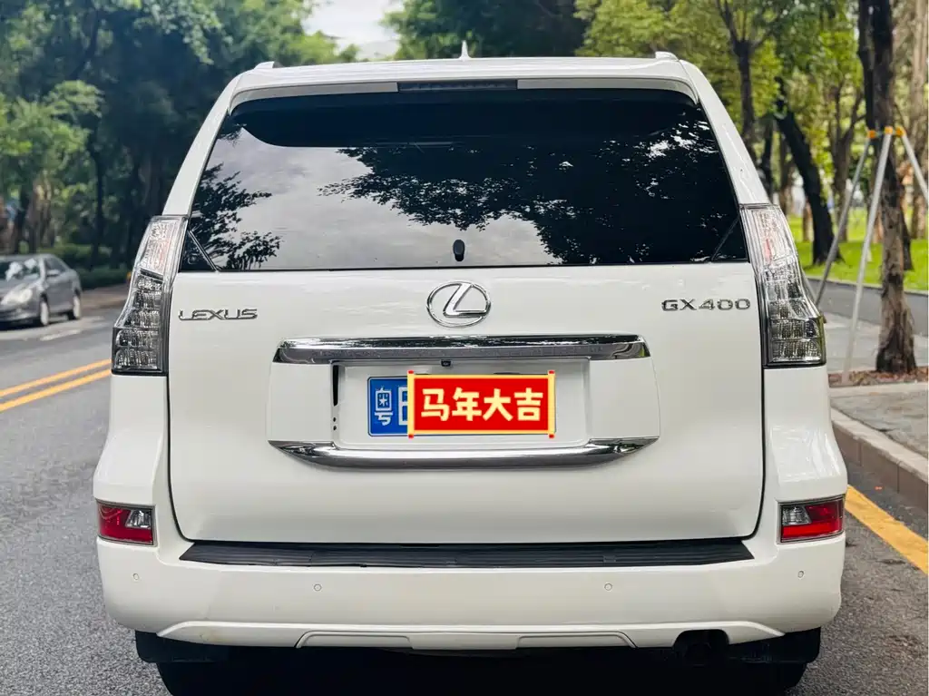 Lexus GX 2014 — фото 11