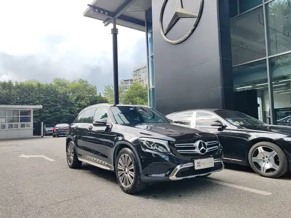 Mercedes-Benz GLC 2016