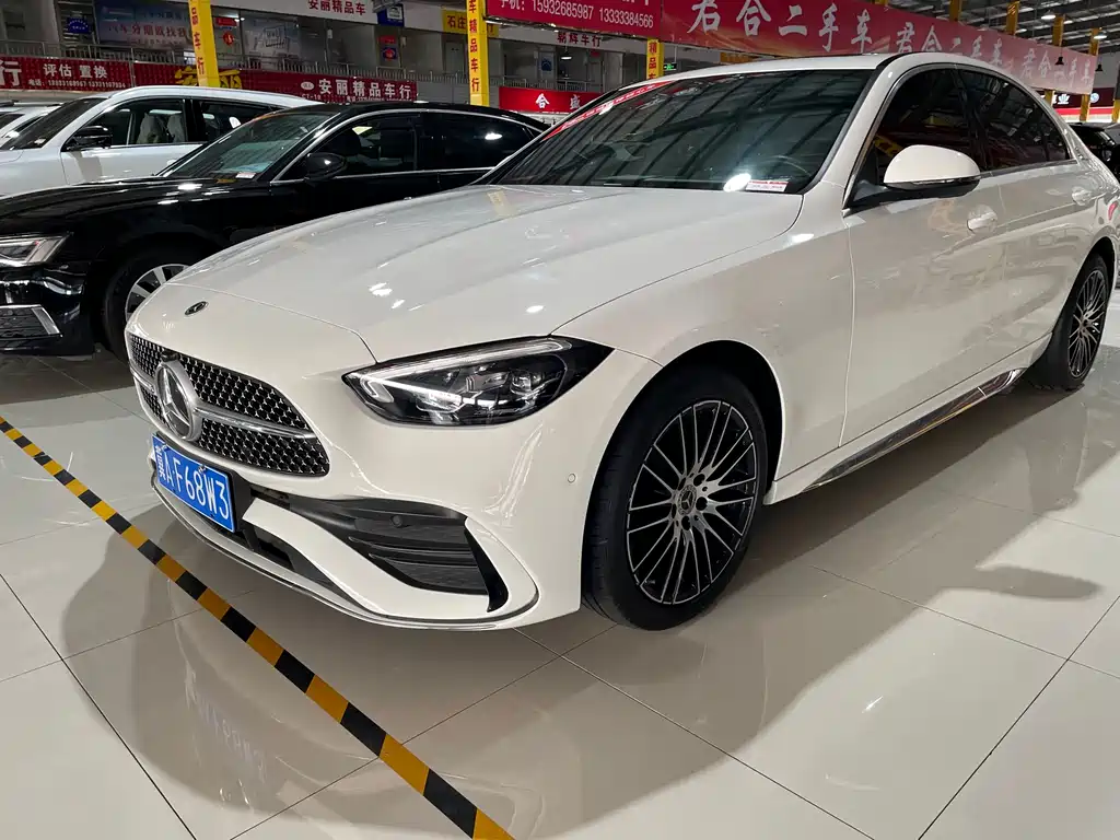 Mercedes-Benz C-Class 2023 — фото 1