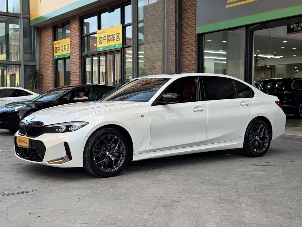 BMW 3 Series 2025