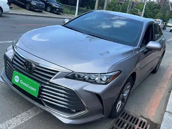 Toyota Avalon 2019