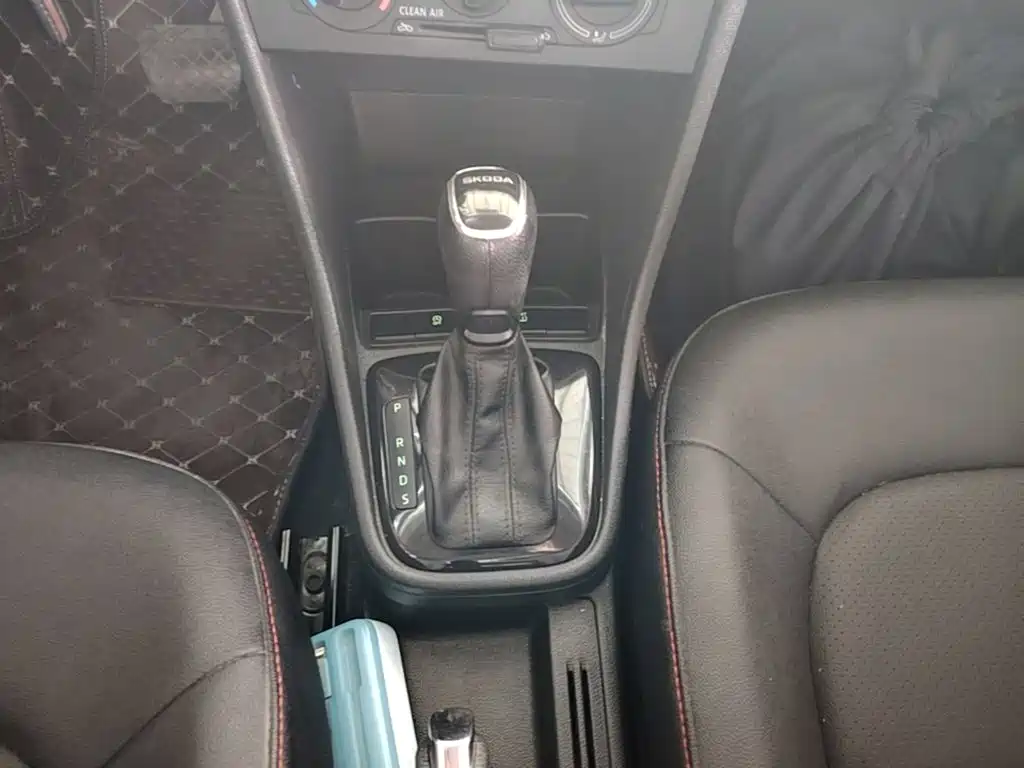 Skoda Rapid 2019 — фото 14