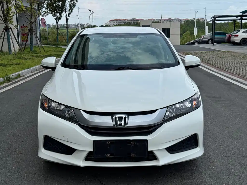 Honda City 2017 — фото 2