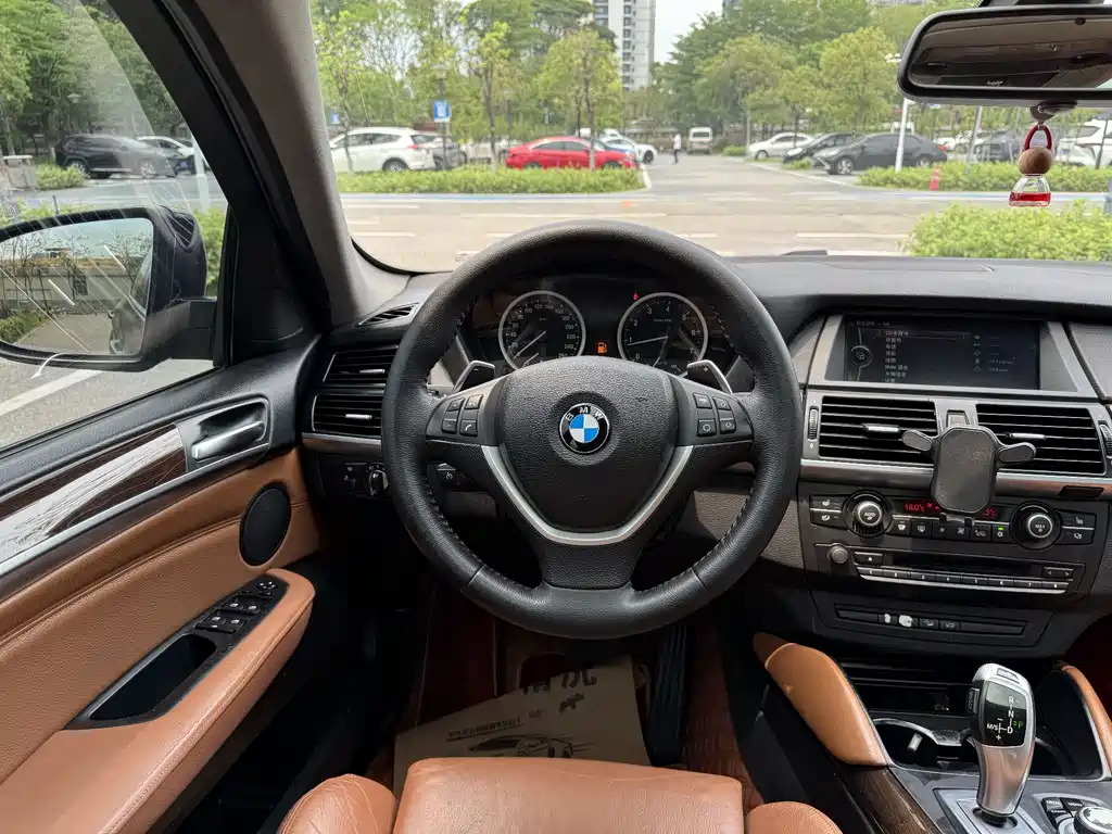 BMW X6 2013 — фото 11