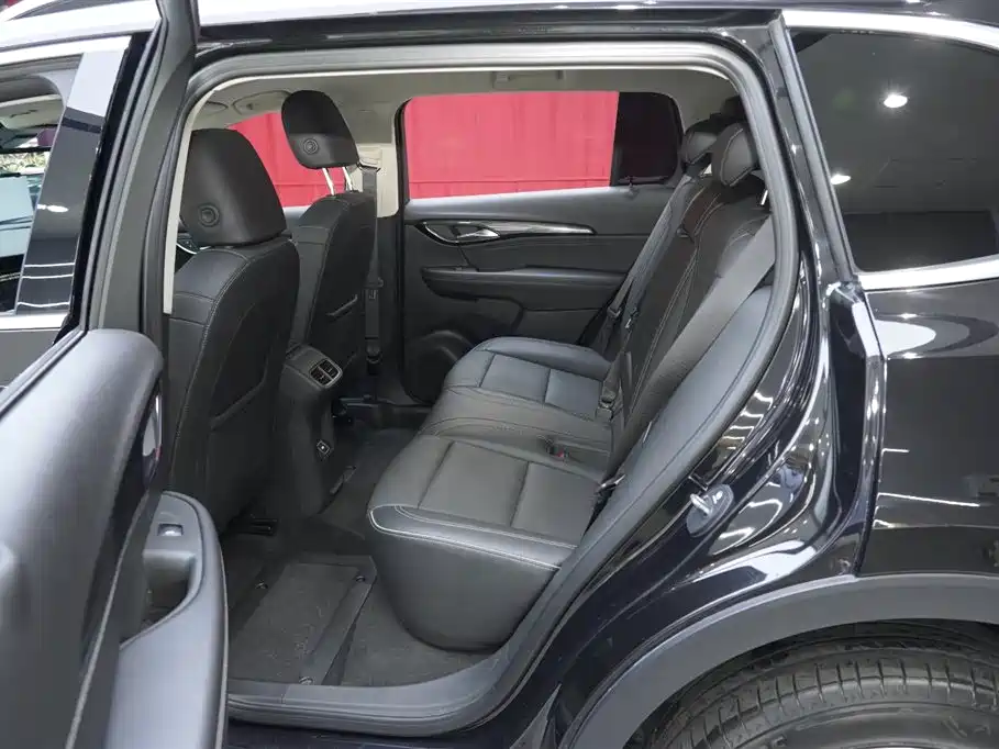 Buick Envision Plus 2023 — фото 11
