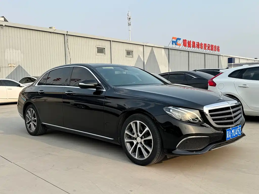 Mercedes-Benz E-Class 2019 — фото 3