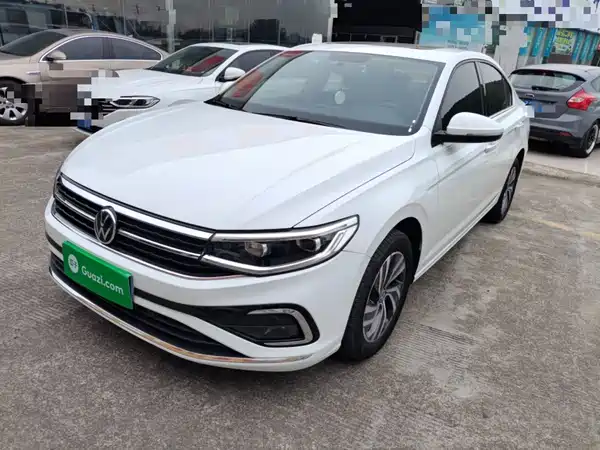 Volkswagen Bora 2023