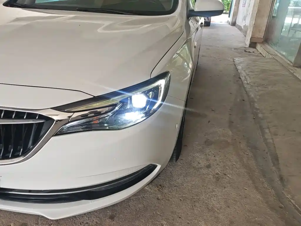 Buick Excelle GT 2018 — фото 24