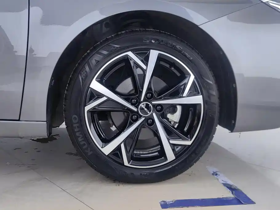 Roewe i5 2024