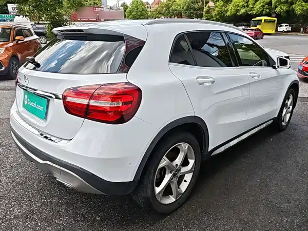 Mercedes-Benz GLA 2019