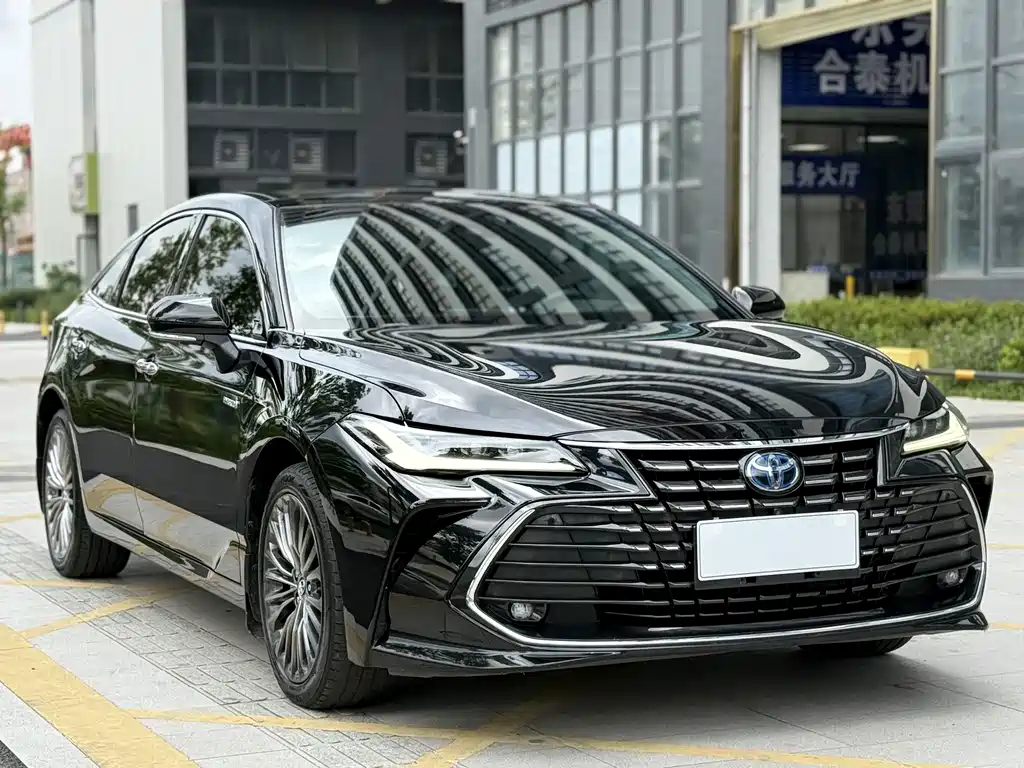 Toyota Avalon 2022 — фото 2