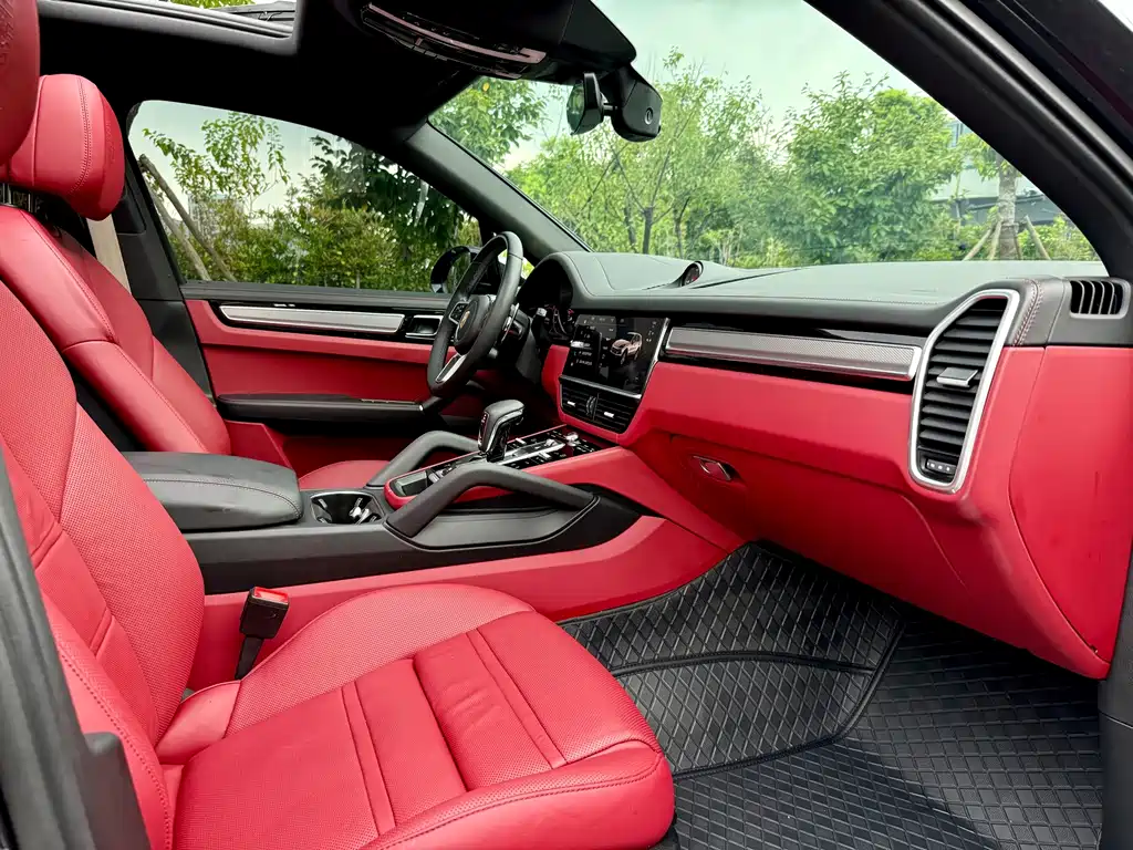 Porsche Cayenne 2023 — фото 10