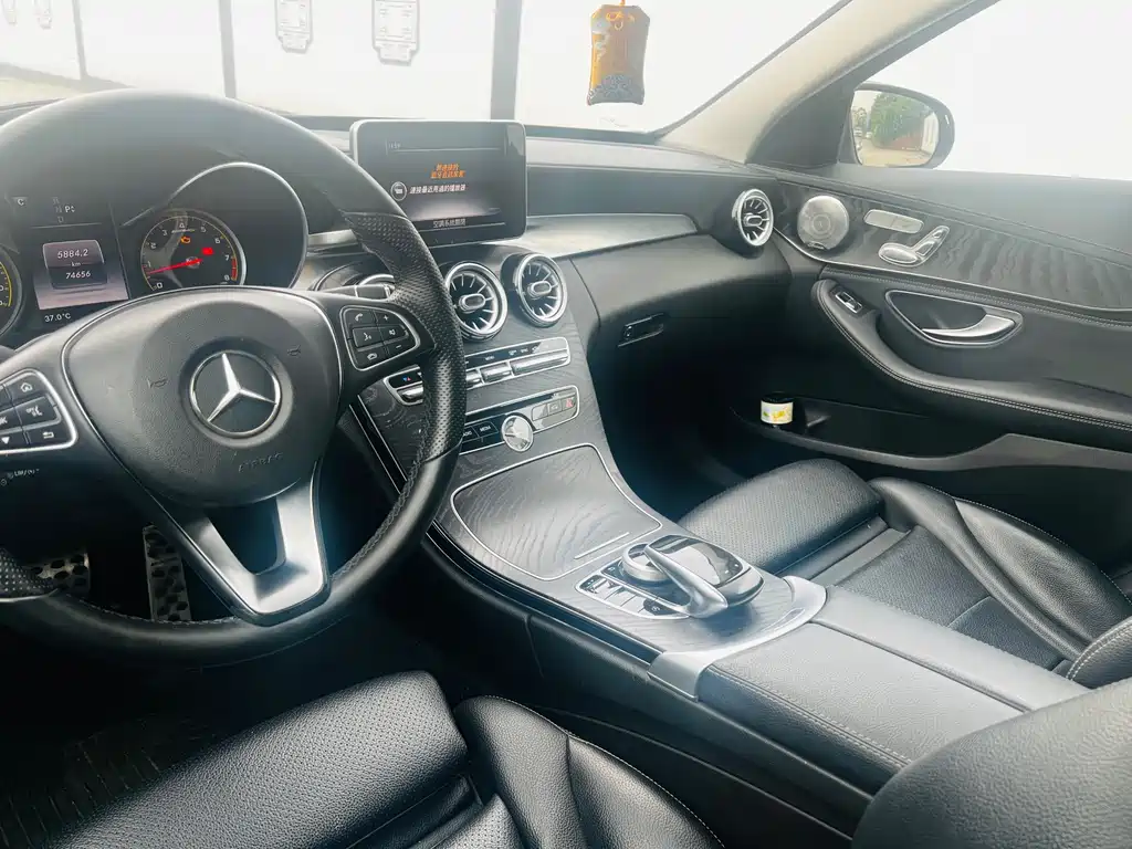 Mercedes-Benz C-Class 2016 — фото 16
