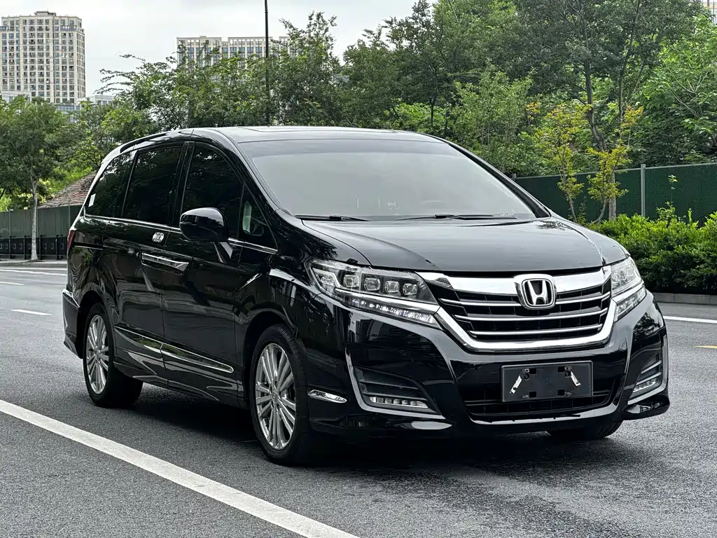 Honda Elysion 2019 — фото 2