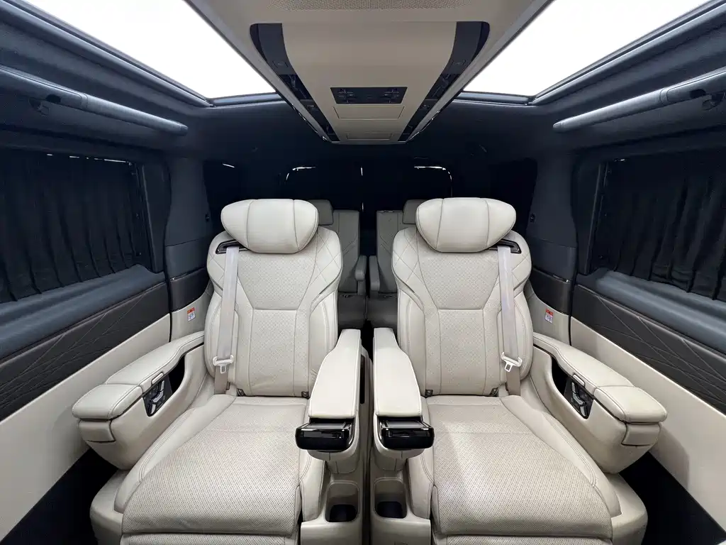 Toyota Vellfire 2024 — фото 13