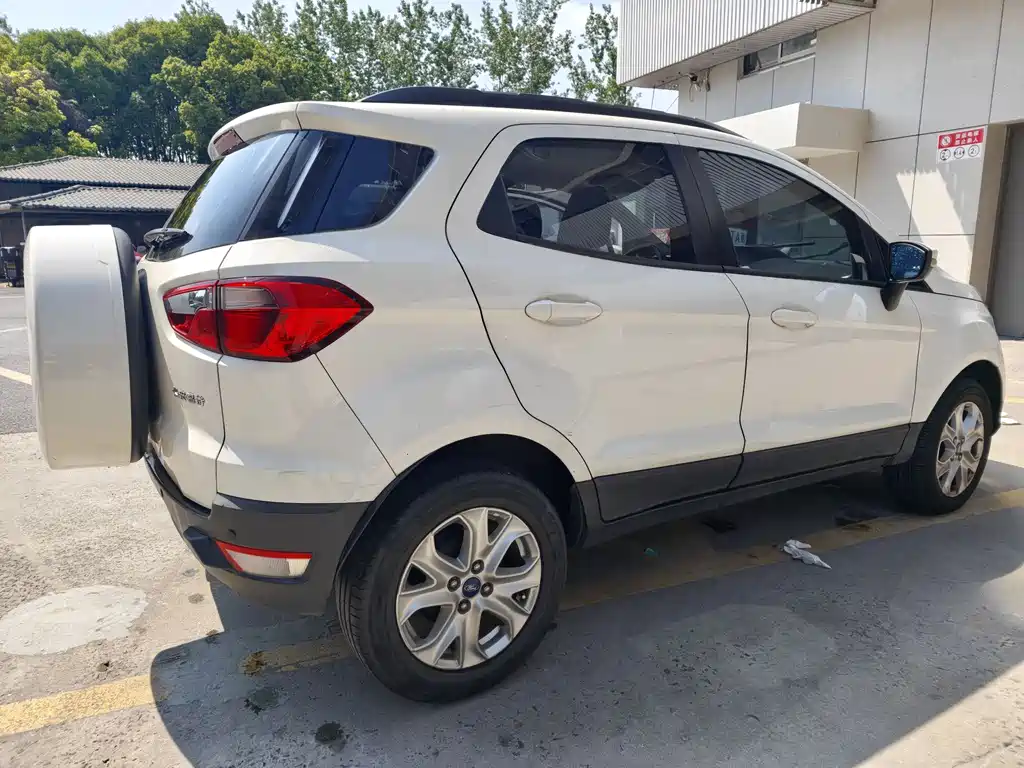 Ford Ecosport 2013 — фото 8