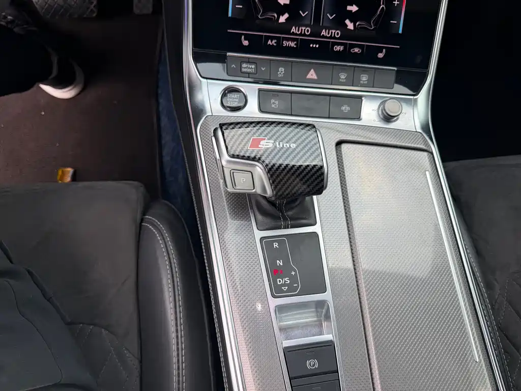 Audi A6L 2021 — фото 20