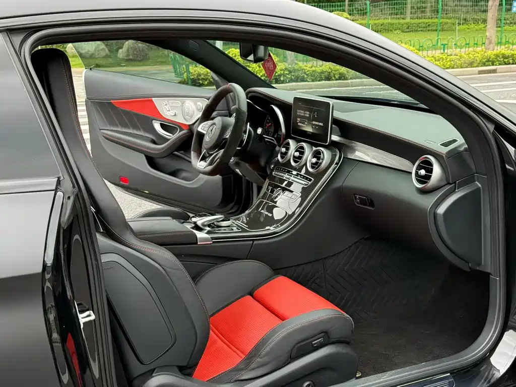 Mercedes-Benz C-Class AMG 2018 — фото 5