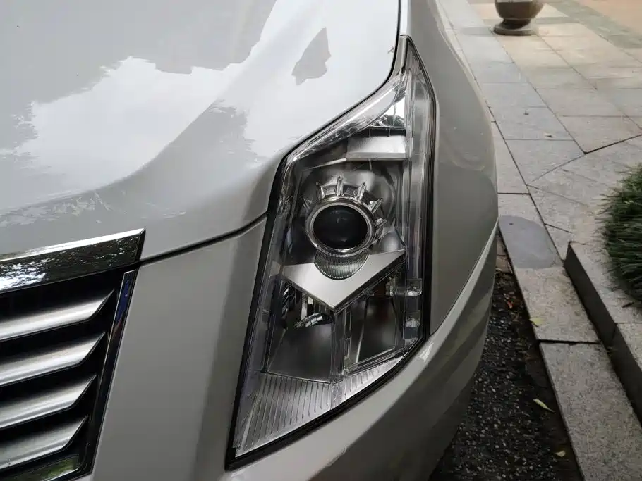 Cadillac SRX 2016 — фото 5
