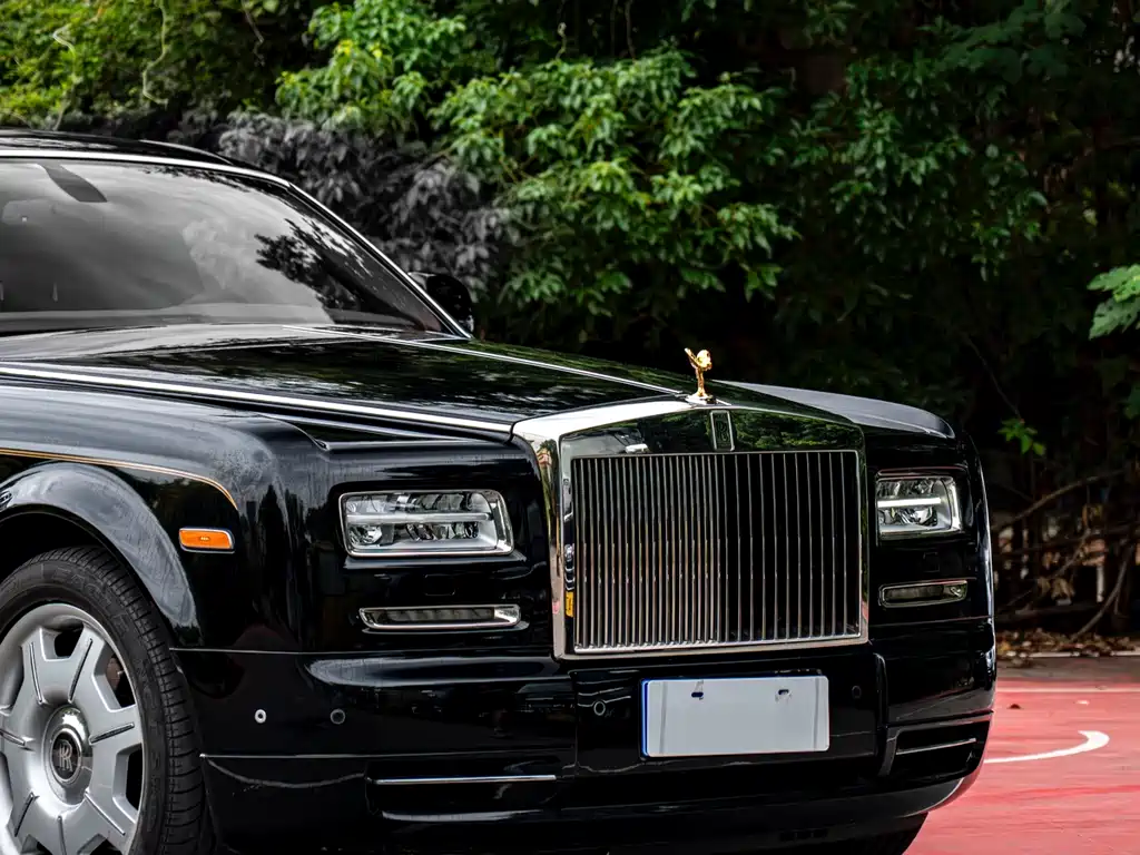 Rolls-Royce Phantom 2016 — фото 4