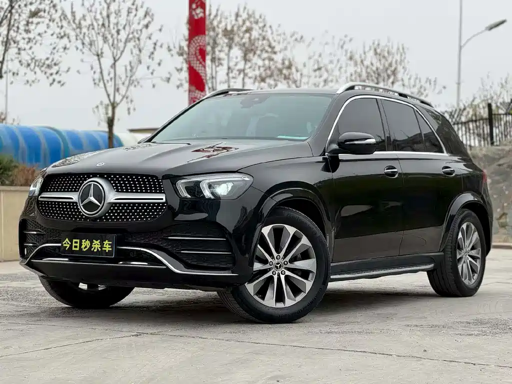 Mercedes-Benz GLE 2023 — фото 1