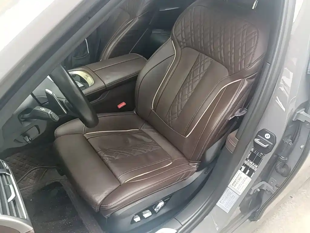 BMW 7 Series 2023 — фото 15