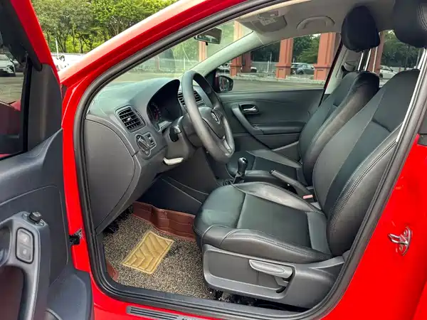 Volkswagen Polo 2014