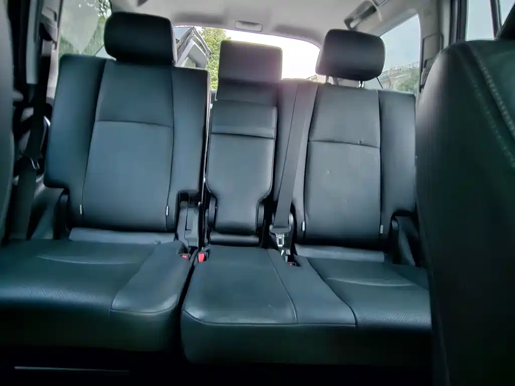 Toyota Prado 2019 — фото 13