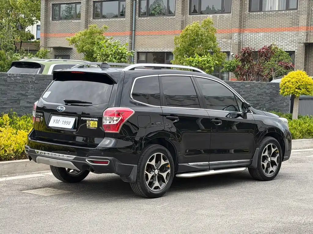 Subaru Forester 2015 — фото 5