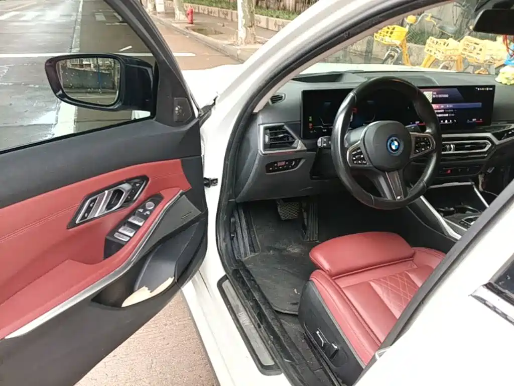 BMW i3 2023 — фото 16