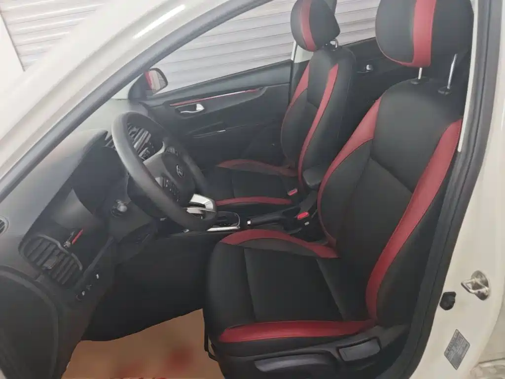 Kia KX CROSS 2017 — фото 15