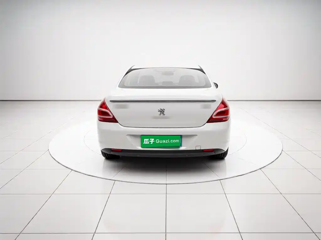 Peugeot 308 2016 — фото 3