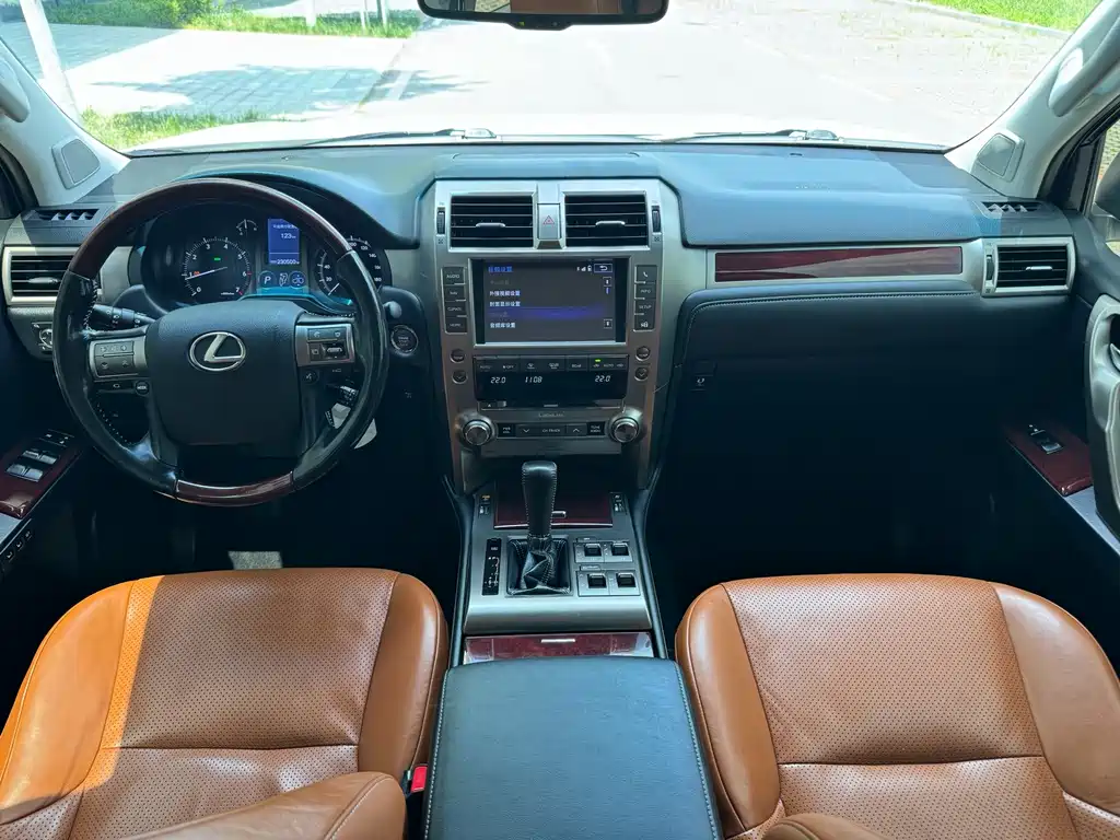 Lexus GX 2016 — фото 18